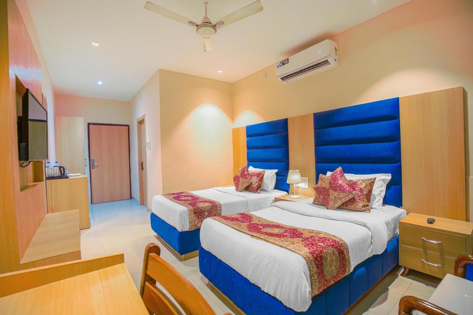 Hotel Ricky By Sahibs Group Amritsar Buitenkant foto