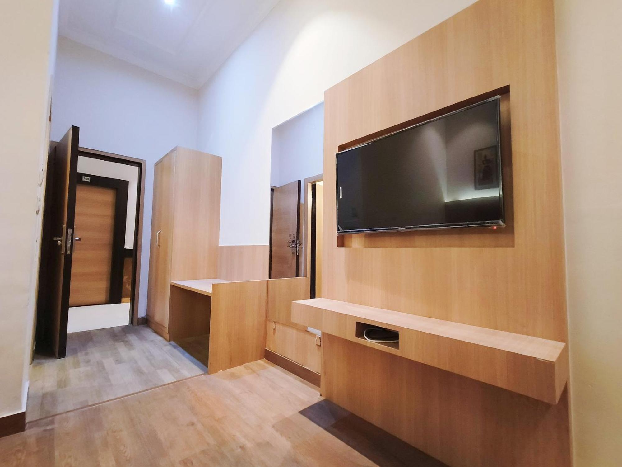 Hotel Ricky By Sahibs Group Amritsar Buitenkant foto